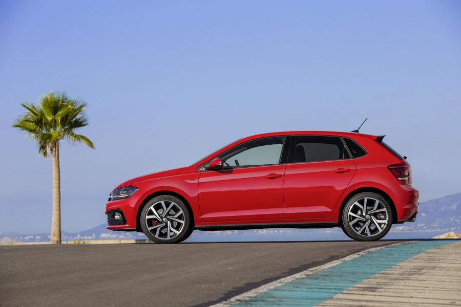  Volkswagen Polo GTI 2017 года  (WW) (фото 33 из 46)